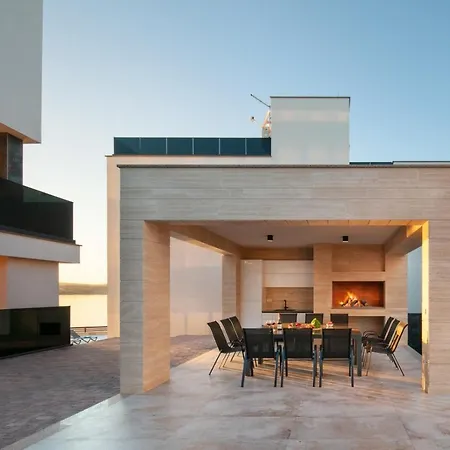 In With Sea View, Terrace, Air Conditioning, Wifi 5176-6 Appartamento Vir