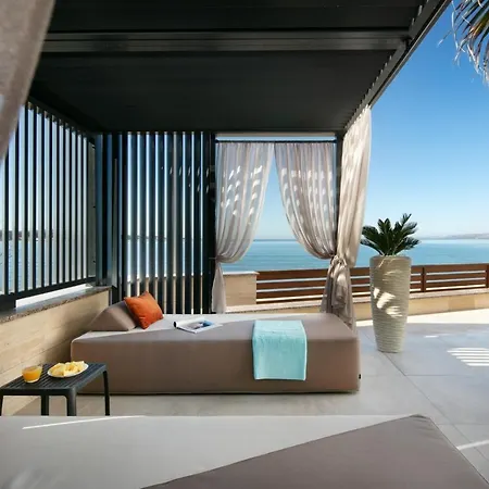 In With Sea View, Terrace, Air Conditioning, Wifi 5176-6 * Vir